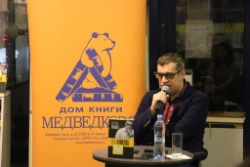 <b>     </b>